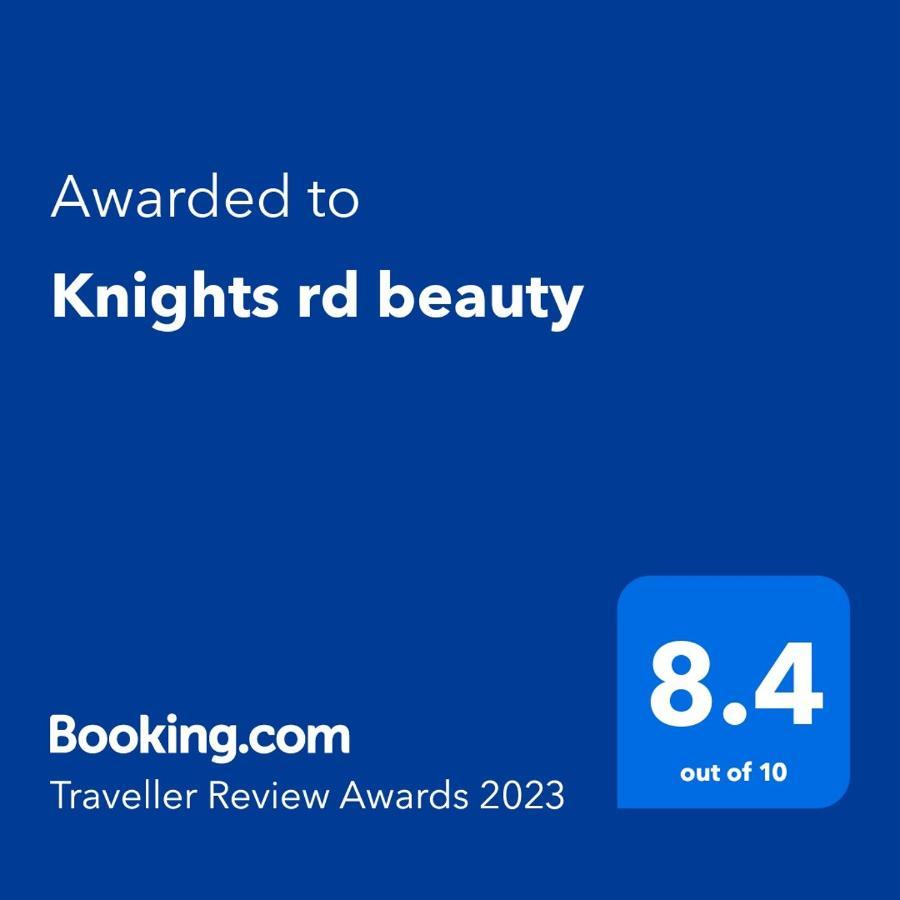 Knights rd beauty Villa Lower Hutt Buitenkant foto